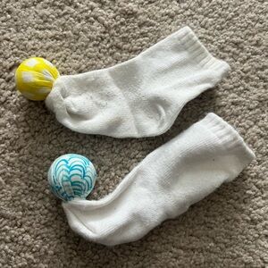 Lovevery Socks - 5-6 month toy